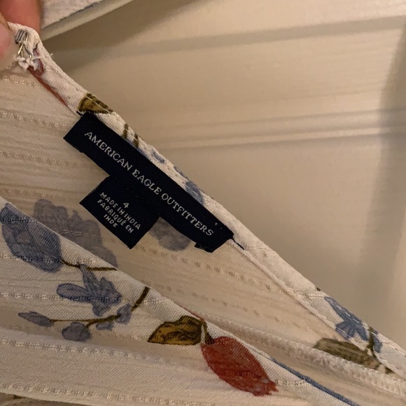 Breezy floral romper - Picture 2 of 4